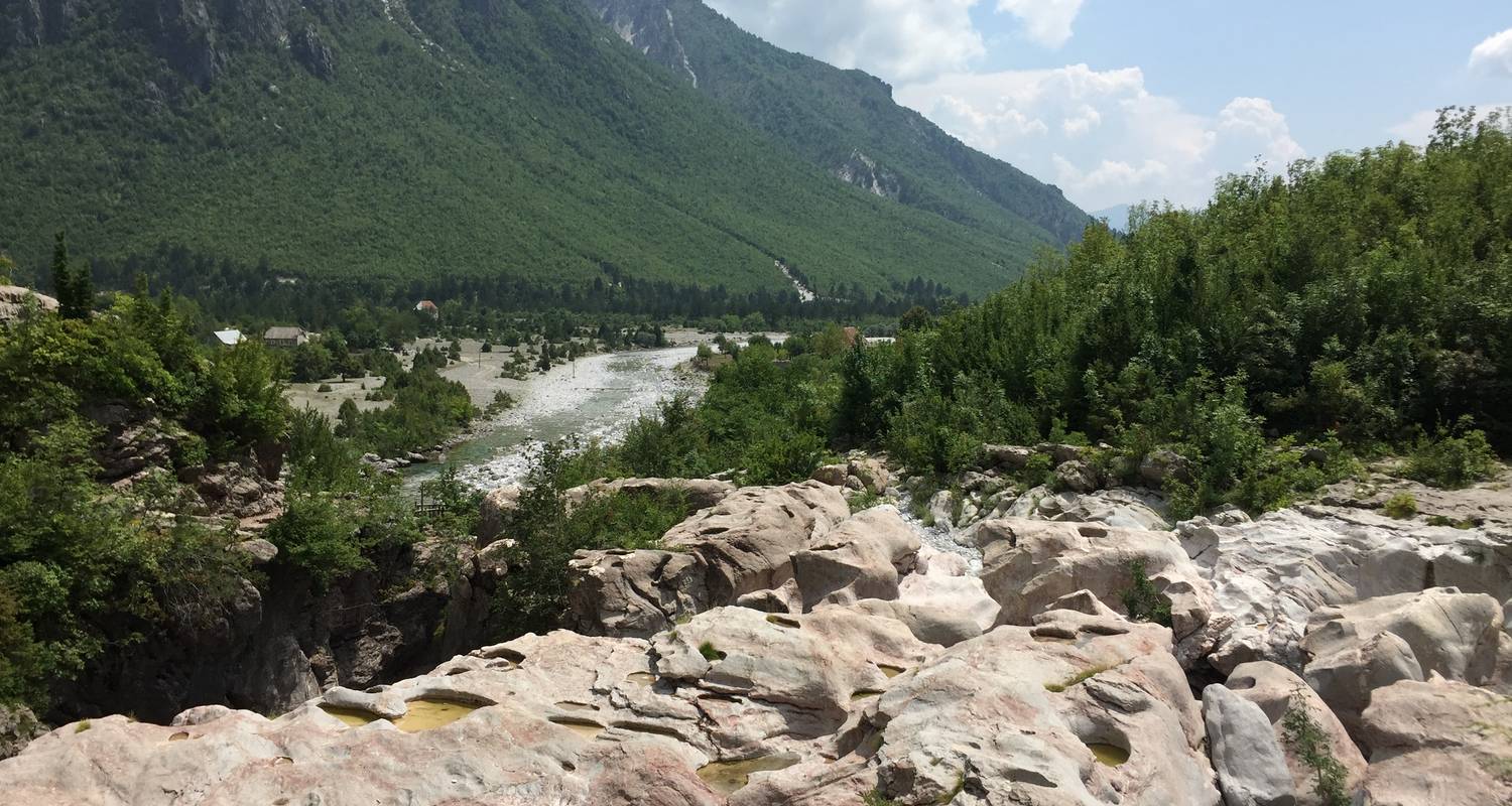 5-Days Hiking Tour to the Alps of Albania