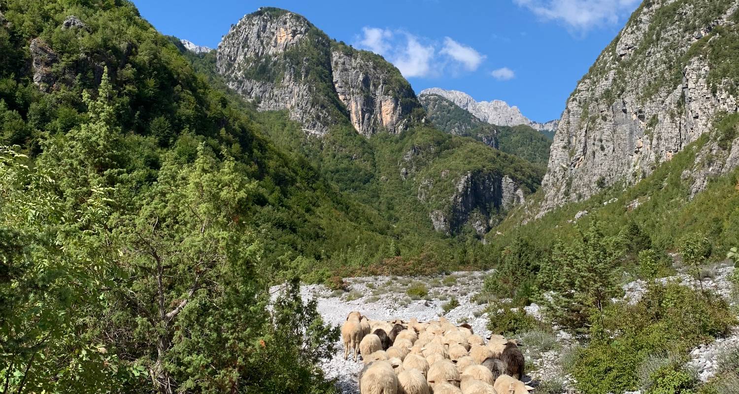 3 Days Hiking to the Albanian Alps , Valbona pass